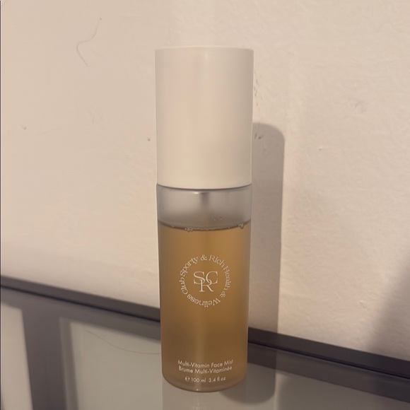 Sporty & Rich Other - Sporty & Rich multi-vitamin face mist